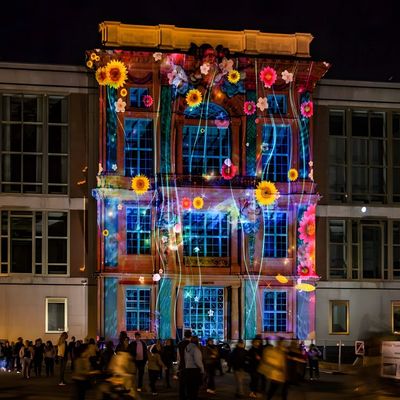 よい価格 壁のビデオスクリーンで屋外3D投影マッピング 建物を飾る オンライン