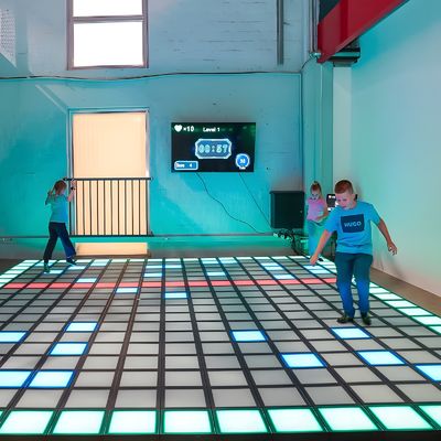 よい価格 メーカー アクティブ ゲーム ライト アップ RGB 装飾 インタラクティブ LED ダンス フロア ライト オンライン