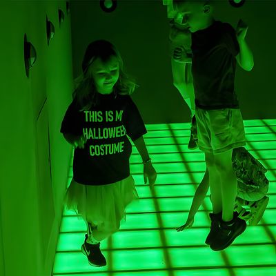 よい価格 LEDフロア ゲームスクリーン インタラクティブなライトグリッド アクティブゲーム LEDダンスグリッド フロア オンライン