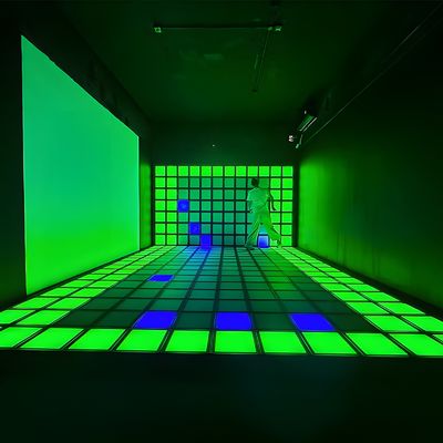 よい価格 防水 IP65 30cm*30cm Rgb インタラクティブ アクティブ ゲーム LED ダンスフロア ダンスルーム オンライン