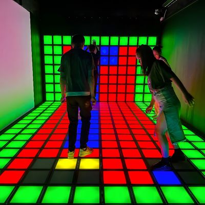 よい価格 LEDダンスフロアタイル 壁とフロアジャンプグリッド インタラクティブなゲーム オンライン