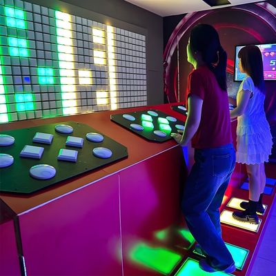 よい価格 ダイナミックな建設作業の活動を特徴とするインタラクティブなプッシュボタンチャレンジ オンライン