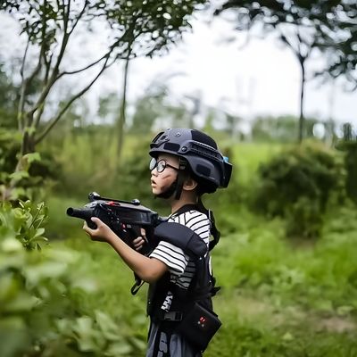 よい価格 12～30人プレイ、24ヶ月保証付きのバイブレーションベスト付き商用ワイヤレスレーザータグシステム オンライン