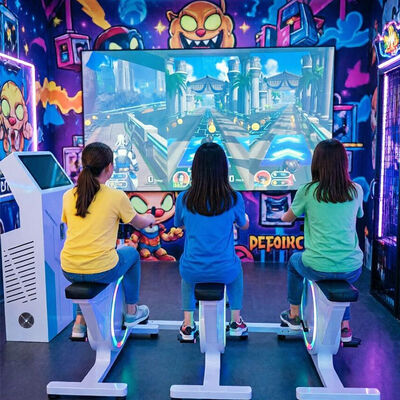 品質 ビジネスサイクリング インタラクティブな投影ゲーム バイク スマートフィットネスシステム アクティビティジムと青年センター 工場