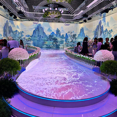 よい価格 5200ルメン輝度 1920*1200解像度とインタラクティブな壁と床投影のための1-20チャネル オンライン